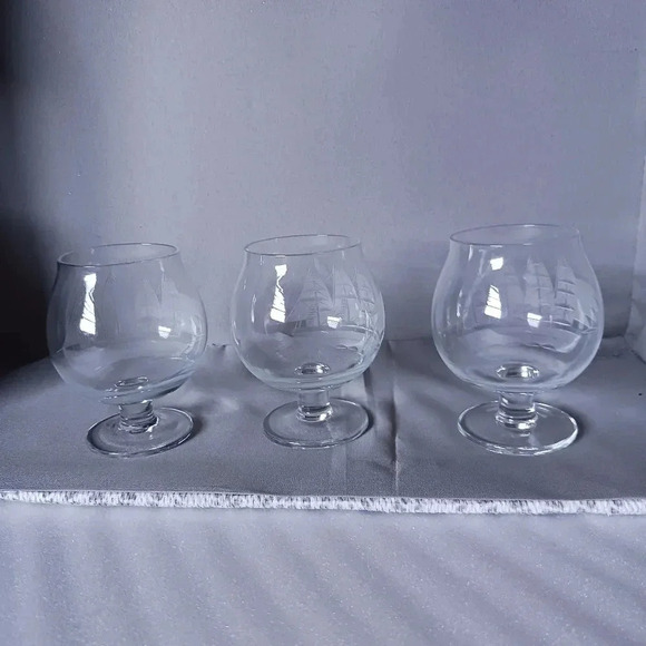 Vtg set of 3 brandy glasses - Picture 2 of 3